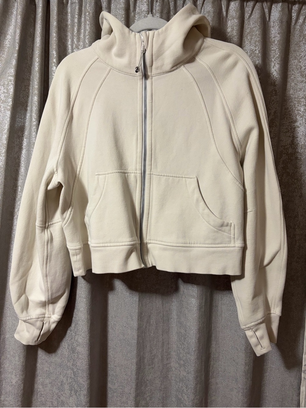 Lululemon Light Ivory Cropped Full Zip Scuba Hoodie size M/L